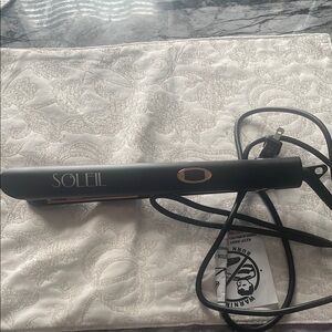 Black Hair Straightener